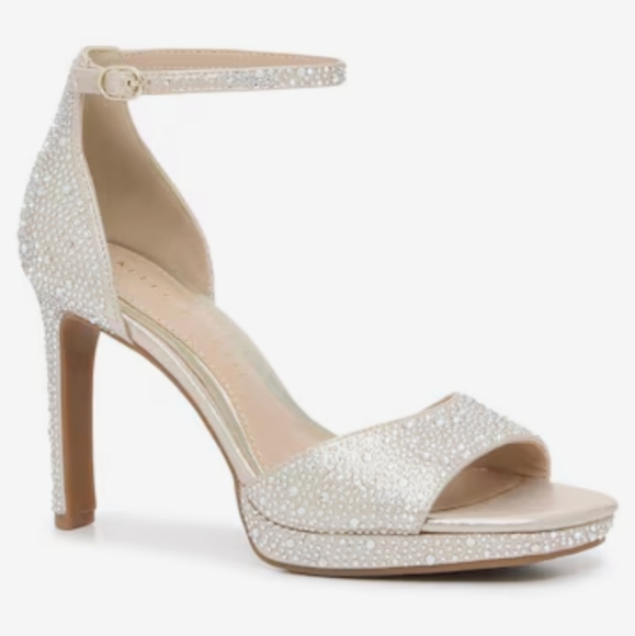 Kelly & Katie Shoes - NEW Kelly & Katie Dahlia Platform Sandal Heels Size 9.5